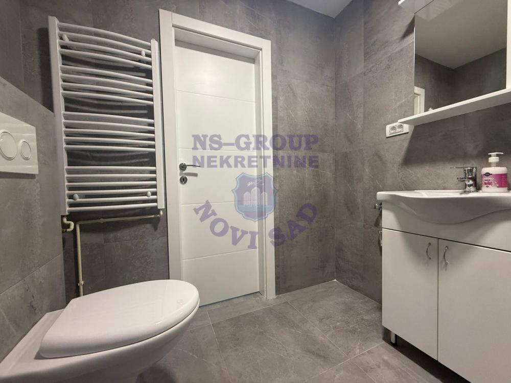 Slika 4 - Liman 4 kompletno renoviran dvosoban stan